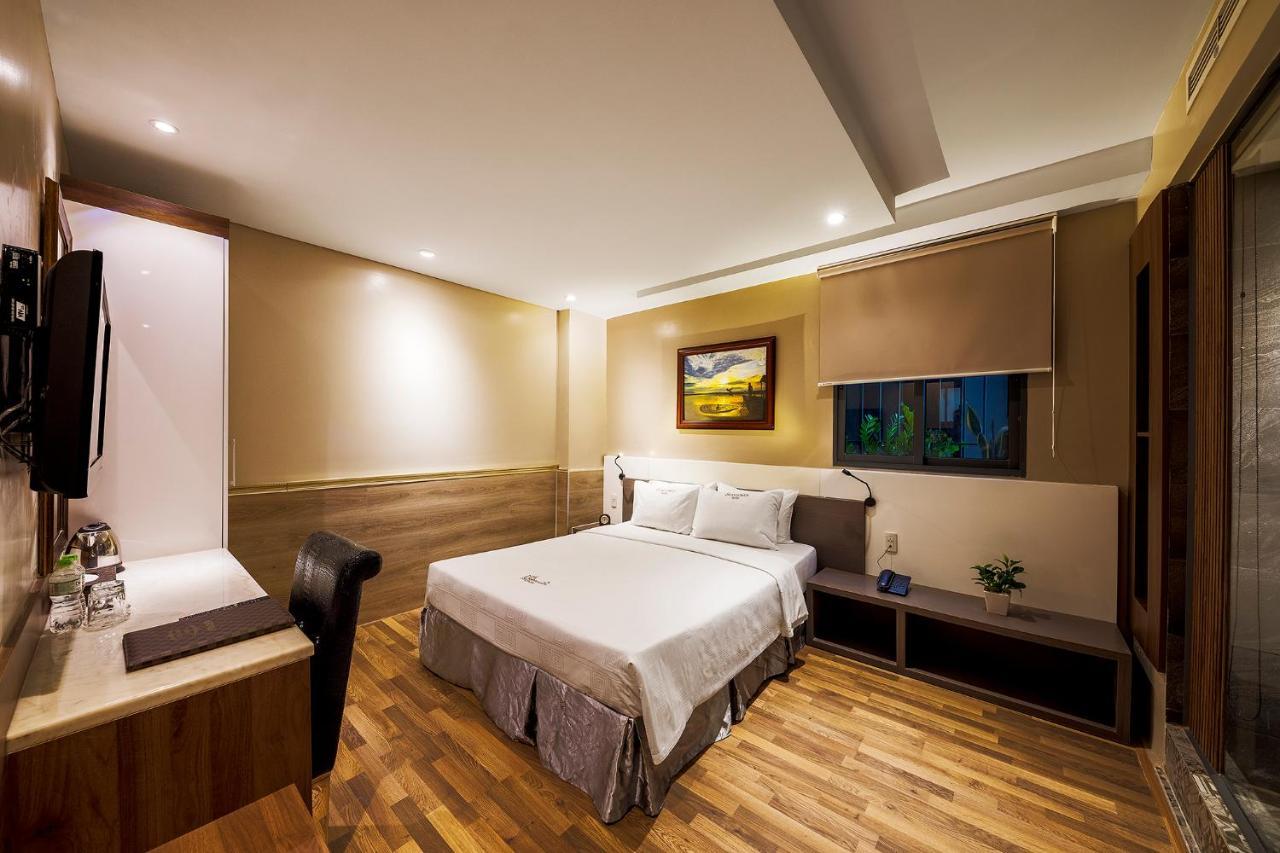 הו צ'י מין סיטי Sunflower Luxury Hotel מראה חיצוני תמונה