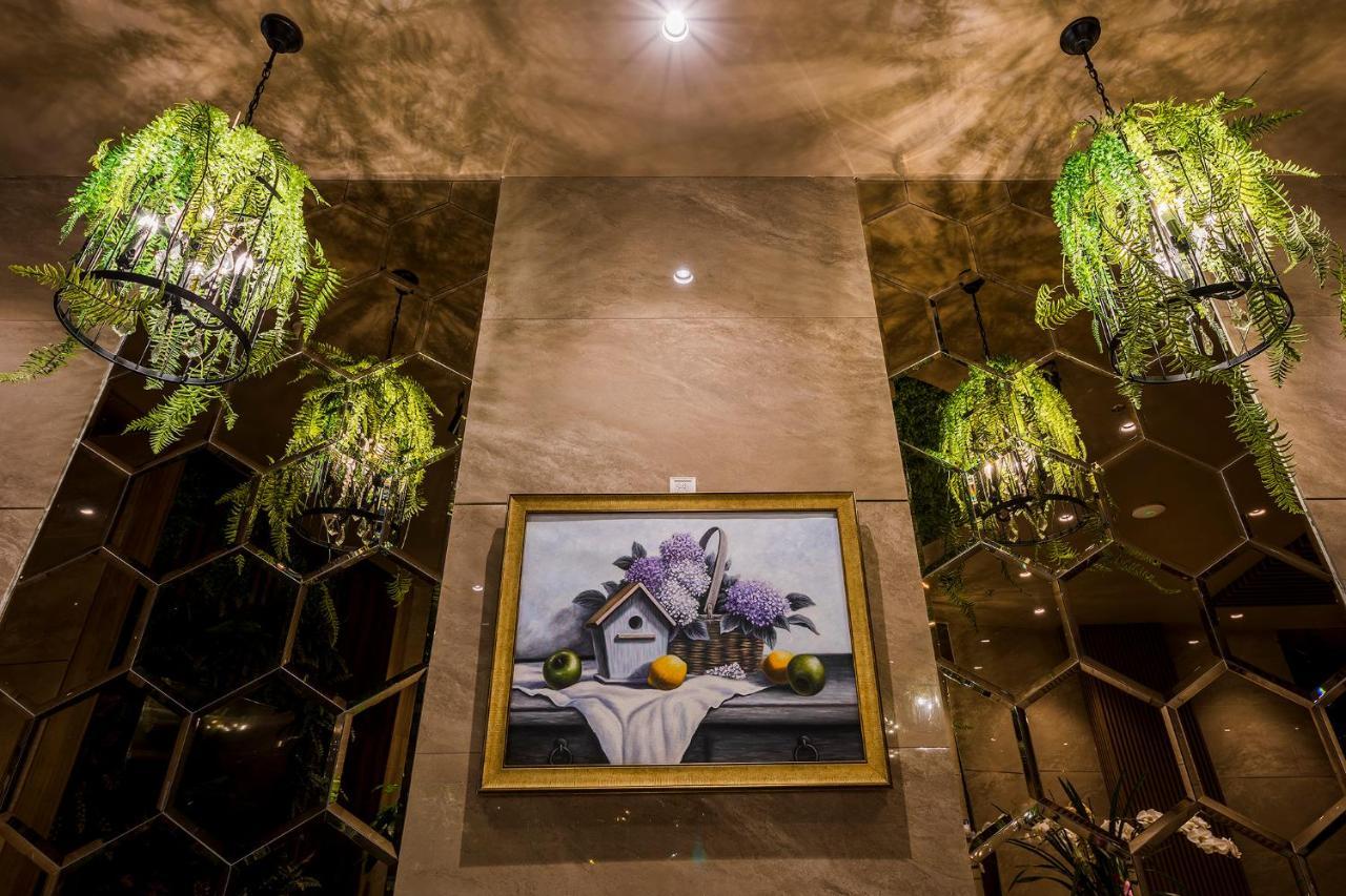 הו צ'י מין סיטי Sunflower Luxury Hotel מראה חיצוני תמונה