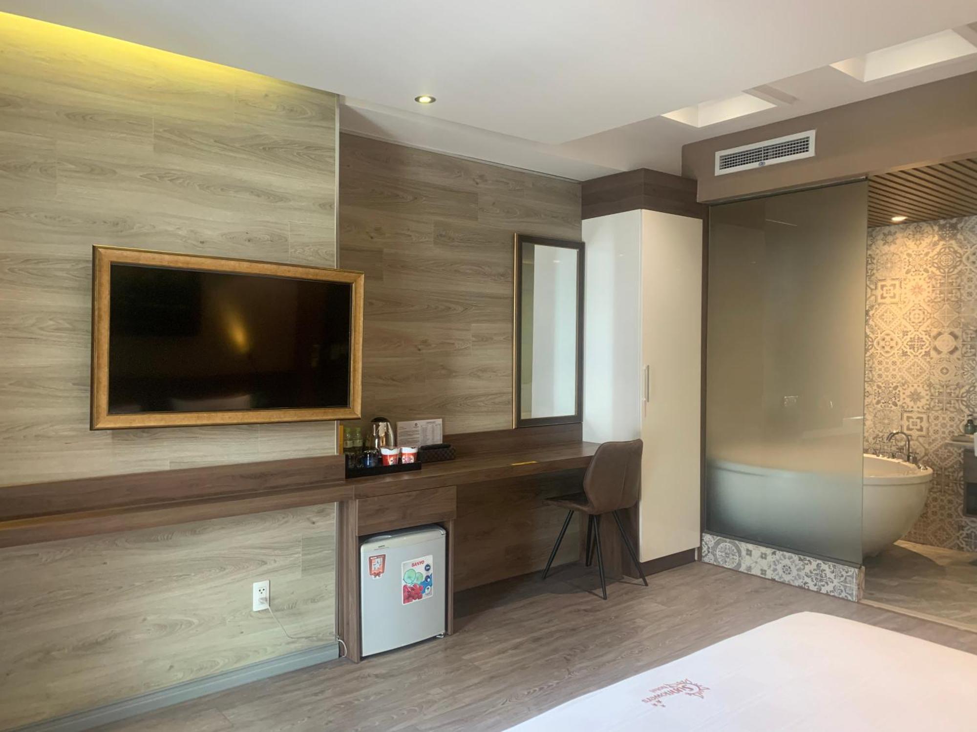 הו צ'י מין סיטי Sunflower Luxury Hotel מראה חיצוני תמונה